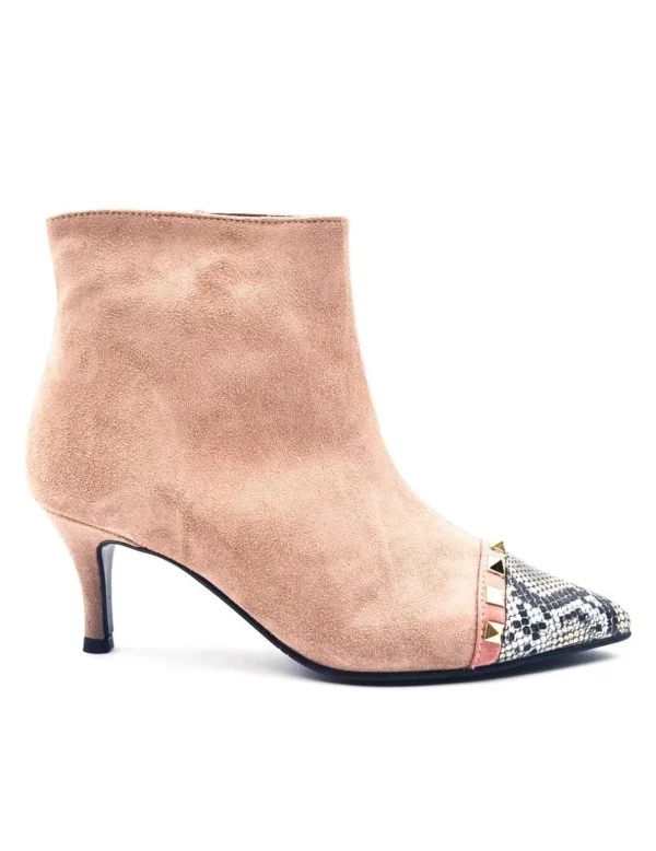 DANIELA 22627 CASTOR